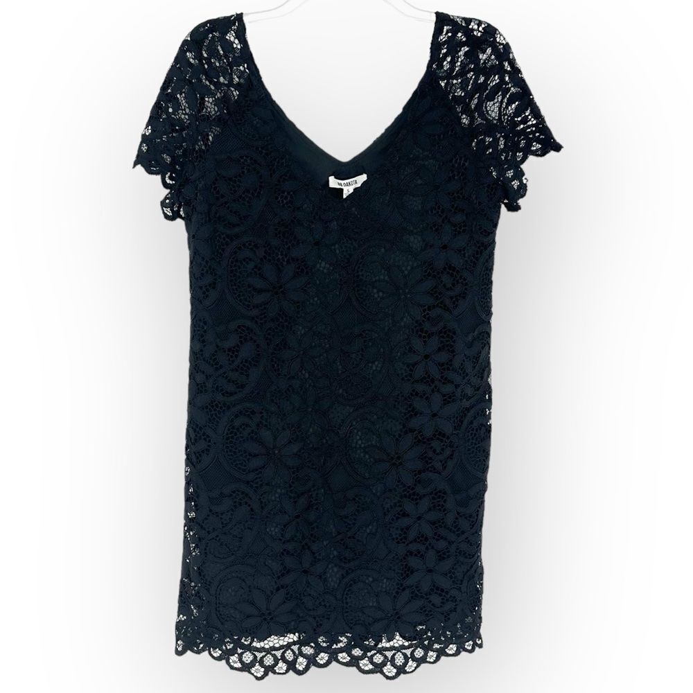 BB DAKOTA NWT LITTLE BLACK DRESS LACE OVERLAY WITH LINING - Picture 7 of 10